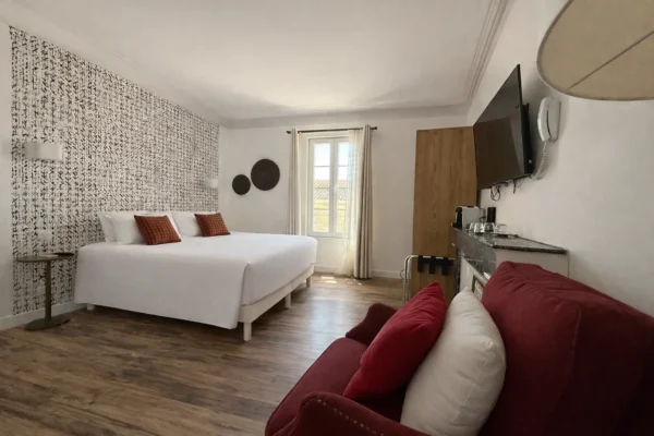 8ee710ae-feeb-4500-b89d-f9d0f33de0b6 8ee710ae-feeb-4500-b89d-f9d0f33de0b6